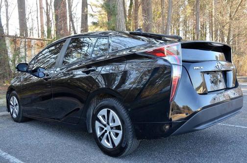 2017 Toyota Prius Two