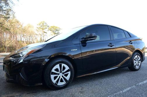 2017 Toyota Prius Two