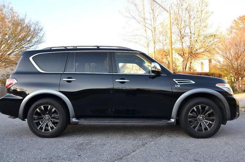 2017 Nissan Armada Platinum
