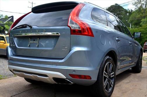 2017 Volvo XC60 T5 Dynamic