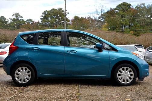 2016 Nissan Versa Note SV