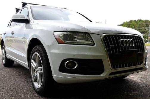 White 2016 Audi Q5 2.0T Premium Plus