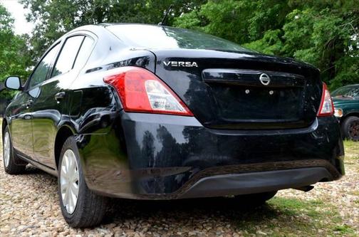 2015 Nissan Versa 1.6 S