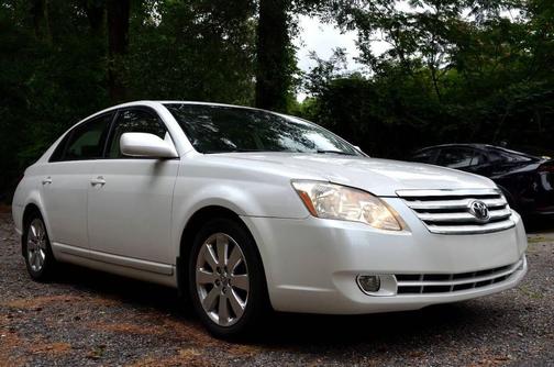 Blizzard Pearl 2006 Toyota Avalon XLS