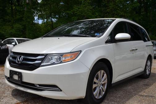 White Diamond Pearl 2016 Honda Odyssey EX