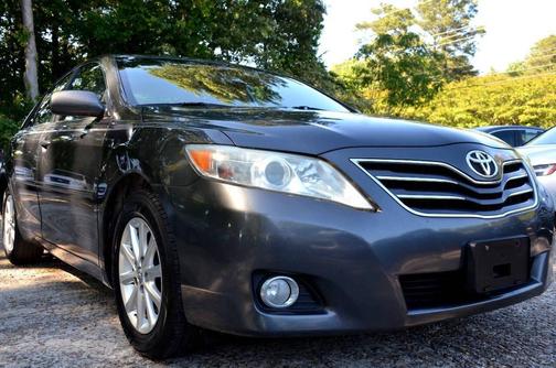 Magnetic Gray Metallic 2011 Toyota Camry XLE