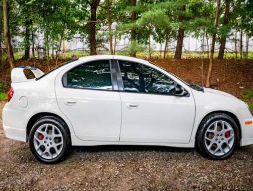 2005 Dodge Neon Base 4dr Turbo Sedan
