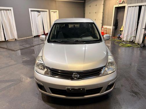 2012 Nissan Versa 1.8 S