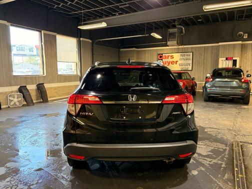 Crystal Black Pearl 2021 Honda HR-V EX-L