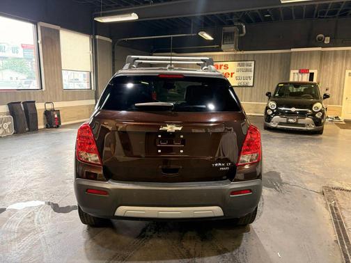 Deep Espresso Metallic 2015 Chevrolet Trax LT