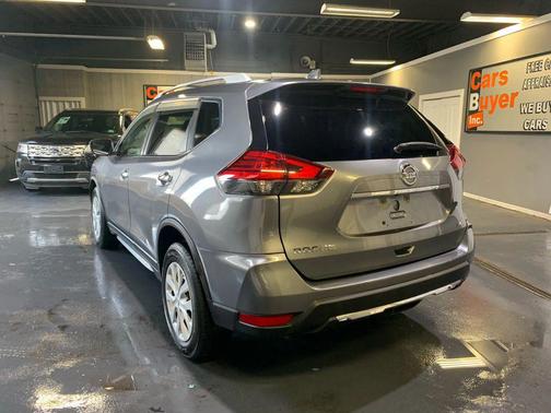 2017 Nissan Rogue S