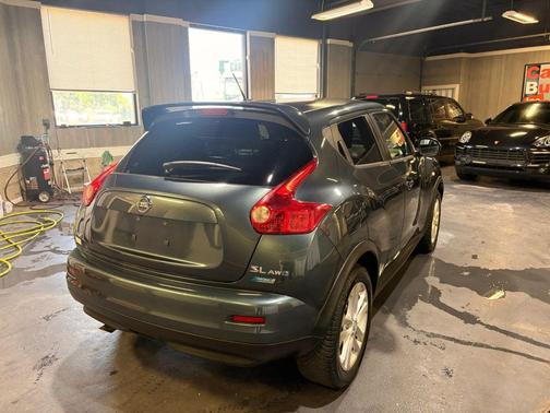 Gun Metallic 2014 Nissan Juke SL