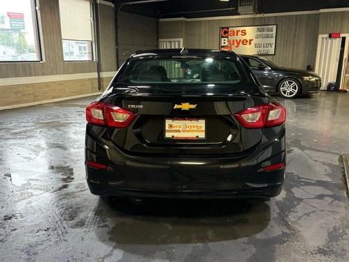 2017 Chevrolet Cruze LS