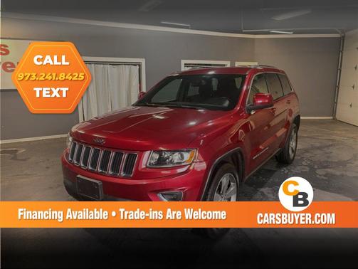 Brilliant Black Crystal Pearlcoat 2014 Jeep Grand Cherokee Laredo