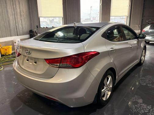 Radiant Silver 2013 Hyundai ELANTRA GLS
