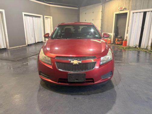 Crystal Red Metallic Tintcoat 2011 Chevrolet Cruze 2LT