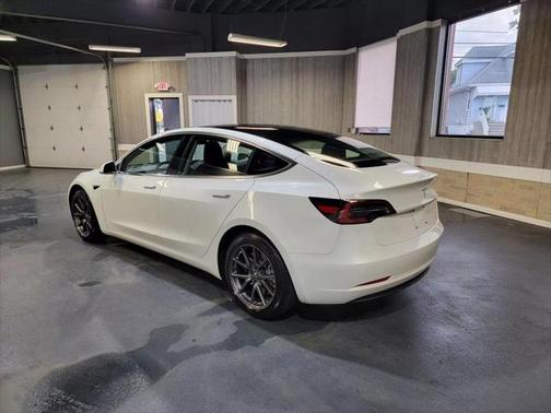 2018 Tesla Model 3 Mid Range
