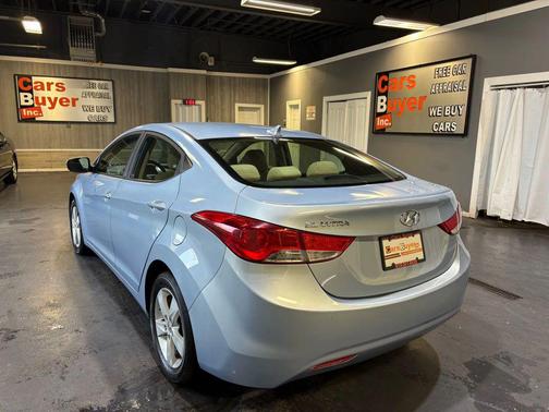 2011 Hyundai ELANTRA GLS