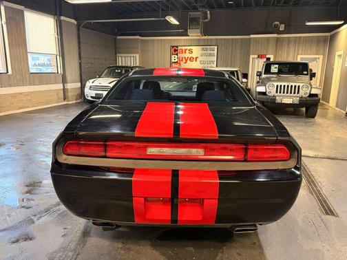 2013 Dodge Challenger SXT