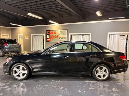 Black 2014 Mercedes-Benz E-Class E 350 4MATIC Sedan 4D