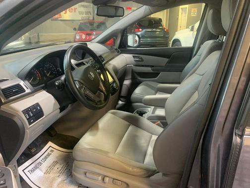 Modern Steel Metallic 2017 Honda Odyssey EX-L