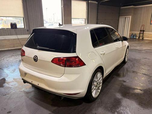 Pure White 2017 Volkswagen Golf GTI 2.0T S 4-Door
