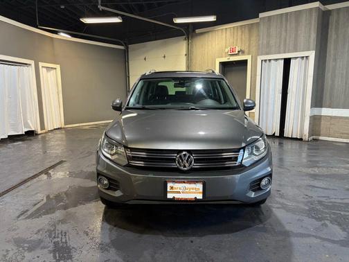 2016 Volkswagen Tiguan 2.0T SE 4MOTION