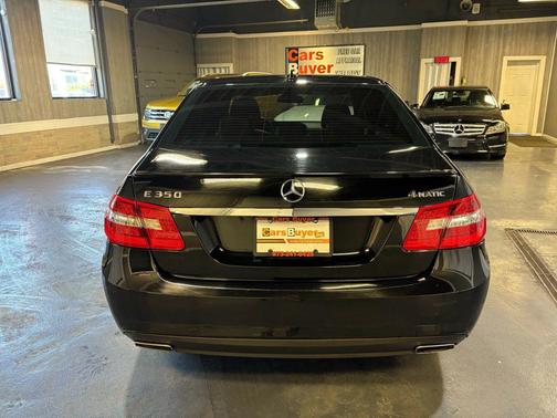 2012 Mercedes-Benz E-Class E 350 4MATIC Sedan 4D