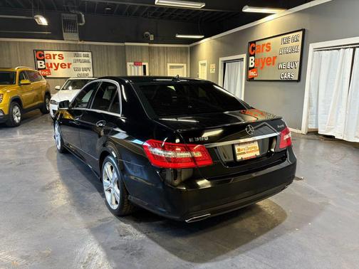 2012 Mercedes-Benz E-Class E 350 4MATIC Sedan 4D