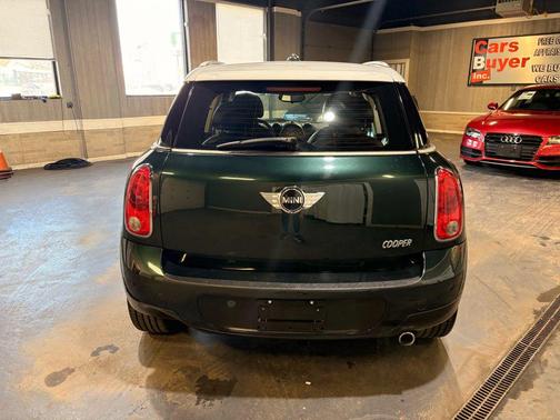 2012 MINI Cooper Countryman Base
