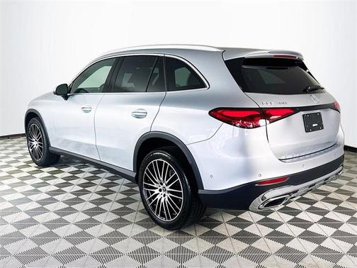 2026 Mercedes-Benz GLC 300 Base