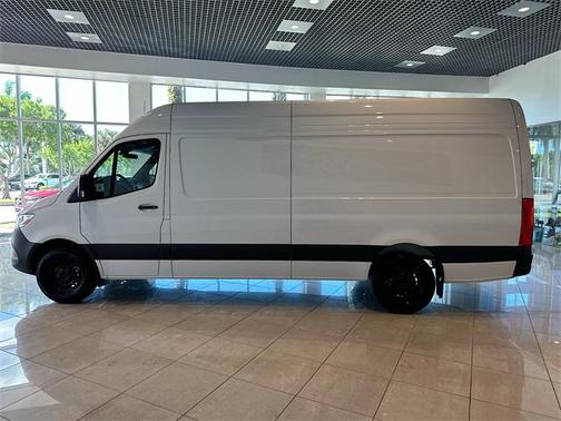 2026 Mercedes-Benz Sprinter 2500 High Roof