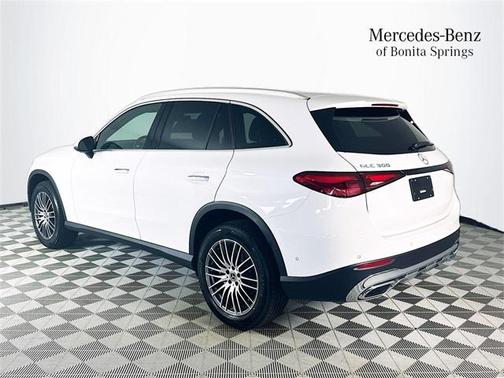 2025 Mercedes-Benz GLC 300 Base
