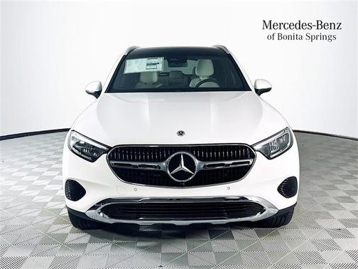 2025 Mercedes-Benz GLC 300