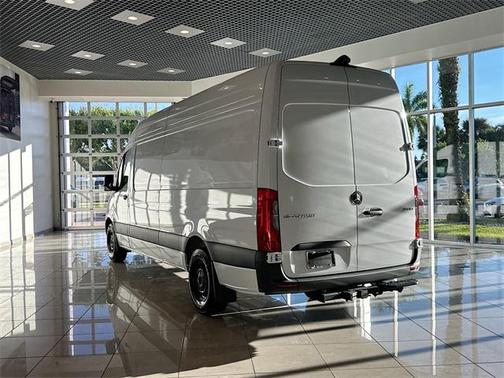 2026 Mercedes-Benz Sprinter 2500 High Roof