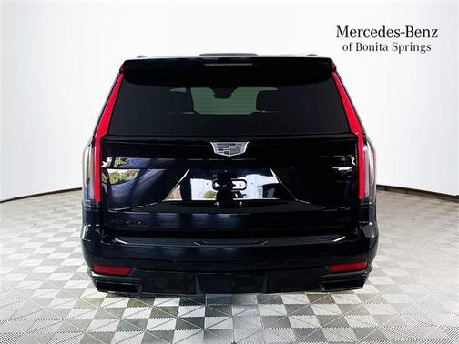 2023 Cadillac Escalade Sport