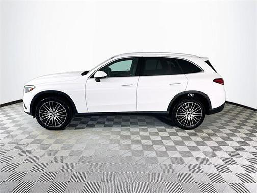 2026 Mercedes-Benz GLC 300 4MATIC