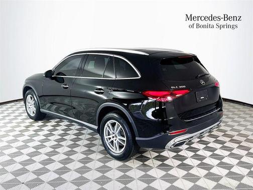 2023 Mercedes-Benz GLC 300 4MATIC