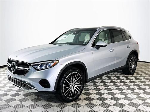 2026 Mercedes-Benz GLC 300 Base