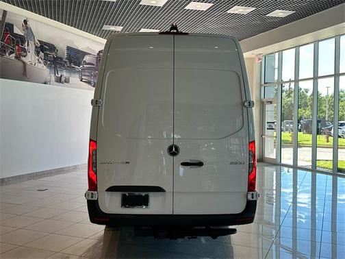 2026 Mercedes-Benz Sprinter 2500 High Roof