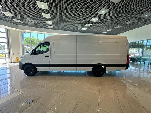 2026 Mercedes-Benz Sprinter 2500 High Roof