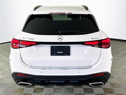 2025 Mercedes-Benz GLC 300 4MATIC