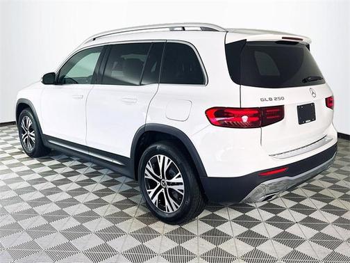 2026 Mercedes-Benz GLB 250 Base