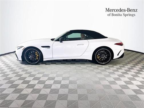 2025 Mercedes-Benz AMG SL 63 Base