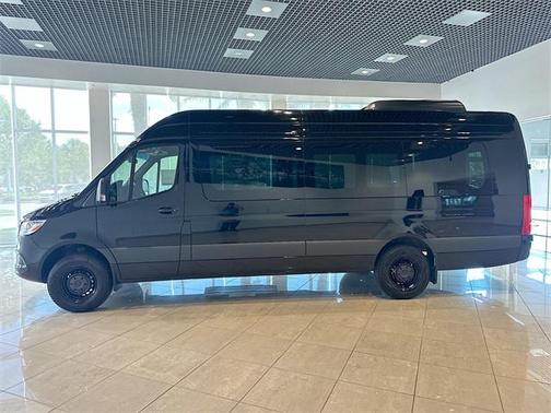 2025 Mercedes-Benz Sprinter 2500 High Roof