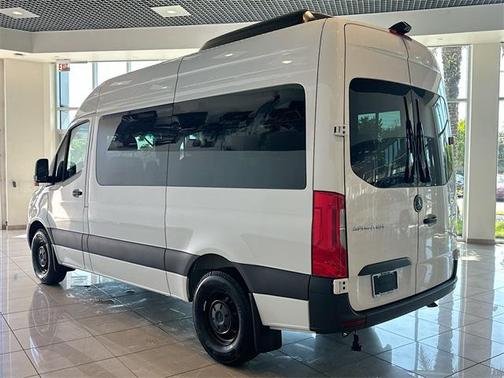 2025 Mercedes-Benz Sprinter 2500 Standard Roof