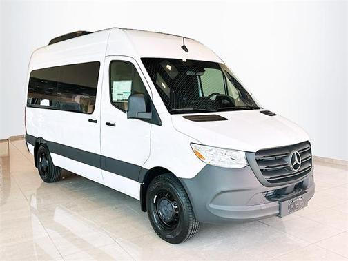 2025 Mercedes-Benz Sprinter 2500 Standard Roof