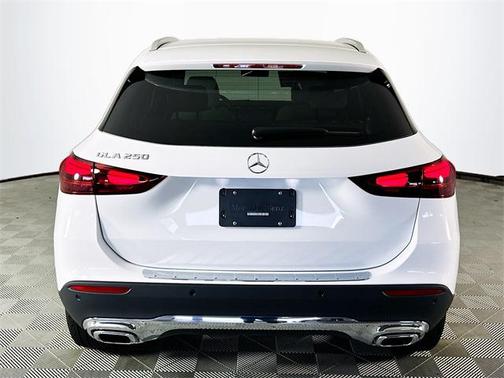 2025 Mercedes-Benz GLA 250 Base