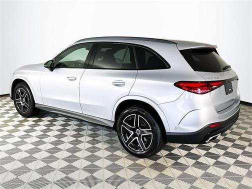 2025 Mercedes-Benz GLC 300 4MATIC