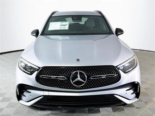 2025 Mercedes-Benz GLC 300 4MATIC